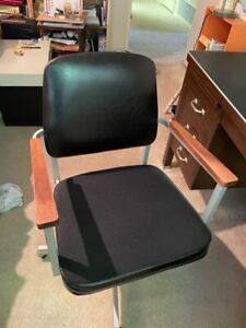 1960s United Chair Co Vintage Mid Century Modern Swivel Desk Chair
