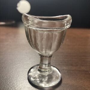 Vintage 8 Paneled Clear Glass Eye Wash Eye Bath Cup Marked G91