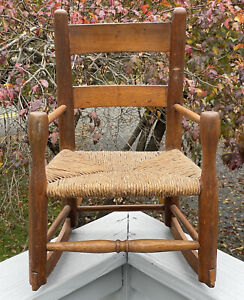 Antique Vintage Primitive Child S Wooden Rocker Chair Rocking Basket Weave