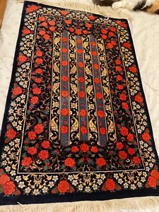 Exquisite Silk Oriental Carpet