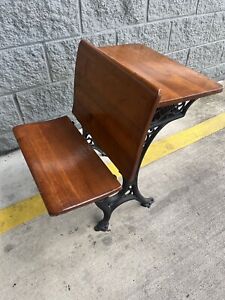 Vintage Eclipse T Kundtz Child School Desk Folding Chair Seat Cast Iron Wood