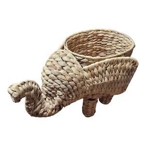 Large Rattan Wicker Elephant Planter For Side Table Plant Stand Holder Basket