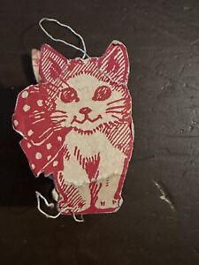 Antique Lithograph Sewing Pressed Cardboard Kitty Cat Threaded Spool