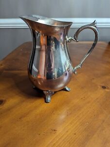 International Silver Co Vintage 9 Inch Silverplate Water Pitcher Footed