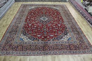 A Good Example Of A Persian Kashan Carpet With Superb Colours 387 X 292 Cm