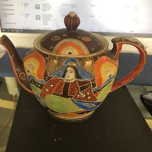 Vintage Japanese Immortals Moriage Porcelain Tea Pot W Lid