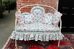 American Antique Iron Painted White Bench Daybed Flower Decor New Upholstery 
