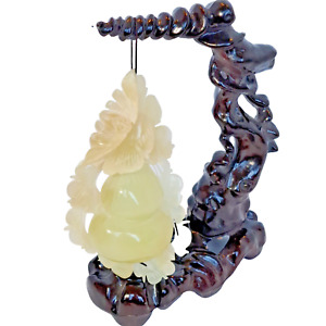China Xiuyan Natural Jade Ornament With Wooden Display Holder