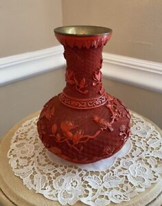 Beautiful Chinese Cinnabar Lacquer Yuhu Vase Red Yun Kang Art Design