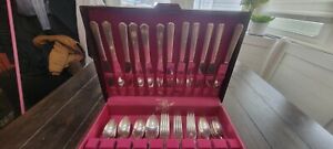 Simeon L George H Rogers Company X Tra Oneida Huge Silver Plate Set 96 Pieces