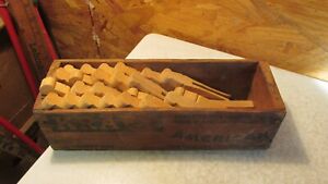 Antique Kraft Wood Cheese Box 24 Wood Clothespins