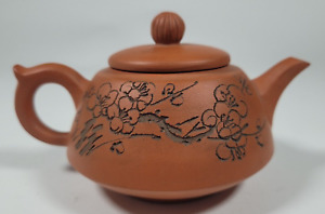 Chinese Yixing Zisha Purple Clay Small Flower Teapot W Lid
