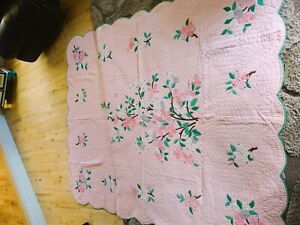 Vintage Pink Dogwood Quilt 19