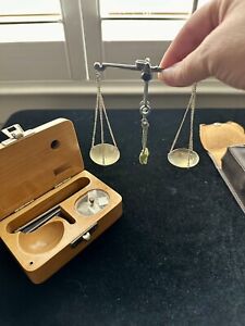 Antique Balance Portable Scale Precision Jewelry Clockwork Weights