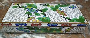 Large Antique 1920s White 7 1 2 Chinese Cloisonne Hinged Jewelry Trinket Box