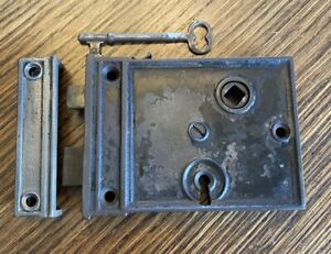 Antique Vintage Eastlake Victorian Rim Lock Dead Bolt Keeper With Working Key
