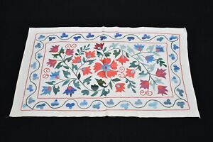 Uzbek Suzani Cover 1 7 X 2 5 Ft Handmade Silk Embroidery Suzani Cover Home Decor