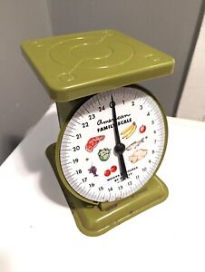 Vintage American Family Kitchen 25 Lb Scale Green Mcm Fruits Vegetables Retro