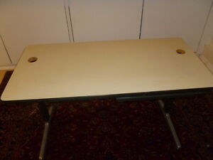 Herman Miller Desk Good Condition Perfect For A Piano Keyboard