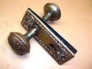 Antique Eastlake Brass Copper Plated Door Knob Set W Skeleton Key Backplates