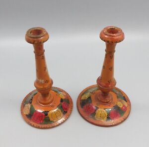 A Pair Of Painted Art Deco Wooden Candlesticks 15 5cm High Flowers
