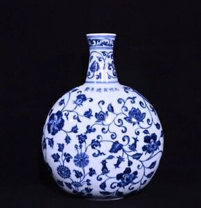 Beautiful Chinese Handmade Painting Blue White Porcelain Flowers Plants Flatvase