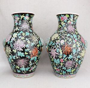 2 Large Chinese Republic Period Famille Rose Noir Mille Fleur Floral Vases 15 