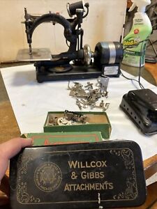 Antique 1800s Wilcox Willcox Gibbs Sewing Machine Motor Pedal Attachments Works