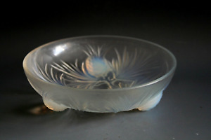 Art Deco French Verlys Opalescent Glass Bowl