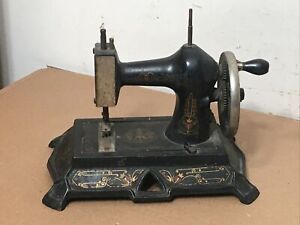 Antique Muller German Cast Iron Childs Hand Crank Sewing Machine