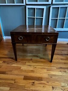 Baker Furniture Mid Century French Regency Set Of 2 Nightstand End Table