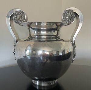 Outstanding Italy 800 Silver Medusa Head Handles Vase Urn Trophy Hammered 3860g