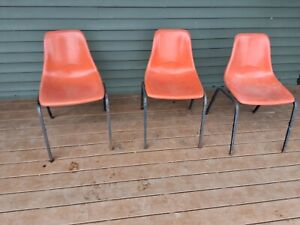 Krueger Metal Products Orange Shell Fiberglass Stackable 3 Chairs Eames Era Vtg
