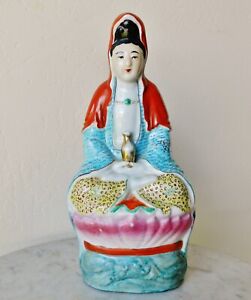 Antique Chinese Porcelain Guan Yin Kwanyin Statue Marked On Bottom