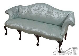 62450ec Bench Made Hand Carved Vintage Chippendale Sofa