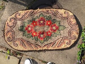 Vintage Hand Hooked Floral Wool Rug I Just Had It Dry Cleaned 42 By 23 