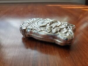 Antique Sterling Silver Vesta Case Match Safe Box Holder Repousse Dog 41 6g