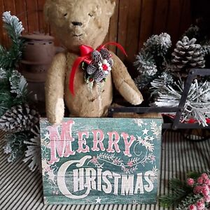 Beautiful Vintage Primitive Victorian Style Merry Christmas Script Holly Sign