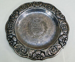 Antique 900 Silver 8 5 Round Charger Plate W Crest 170 Grams