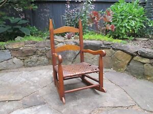 Antique Shaker Style Child S Rocking Chair Maple