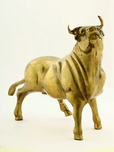 Vintage Statues Bull Figure Solid Brass Heavy Large Cattle Decoration From 1965