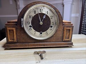 Antique Smith Empire Clock Working Condition No Pendulum No Round Glass Covered