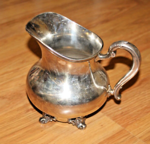 Vintage Reed Barton Regent 5600 9hp Silverplated Water Pitcher Silver Plate