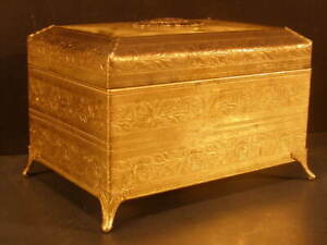 Vintage Brass Filigree Jewelry Trinket Vanity Dresser Casket Ring Gold Music Box