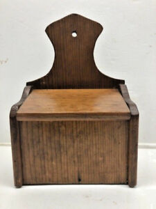 Antique Southern Pine Salt Or Spice Wooden Wall Hanging Pantry Box W Lid