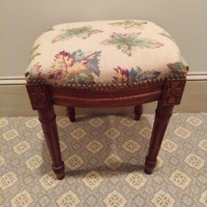 Louis Xvi Victorian Floral Needlepoint French Provincial Carved Mahogany Stool