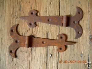  One Pair Of Rusty 5 1 2 Rustic Gothic T Hinges 