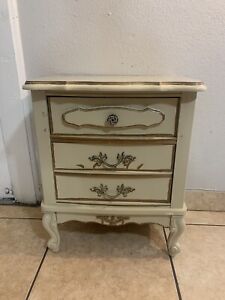 Vintage Nightstand Hollywood Regency French Provincial Shabby Chic Bonnet Sear