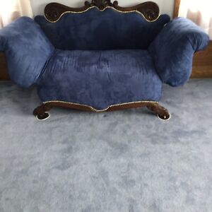 Victorian Fainting Couch Both Arms Are Adjustable Blue This Is Pick Up Only
