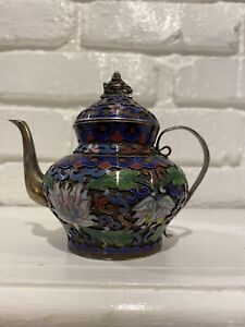 Antique Chinese Cloisonne Small Teapot With Buddha On Lid